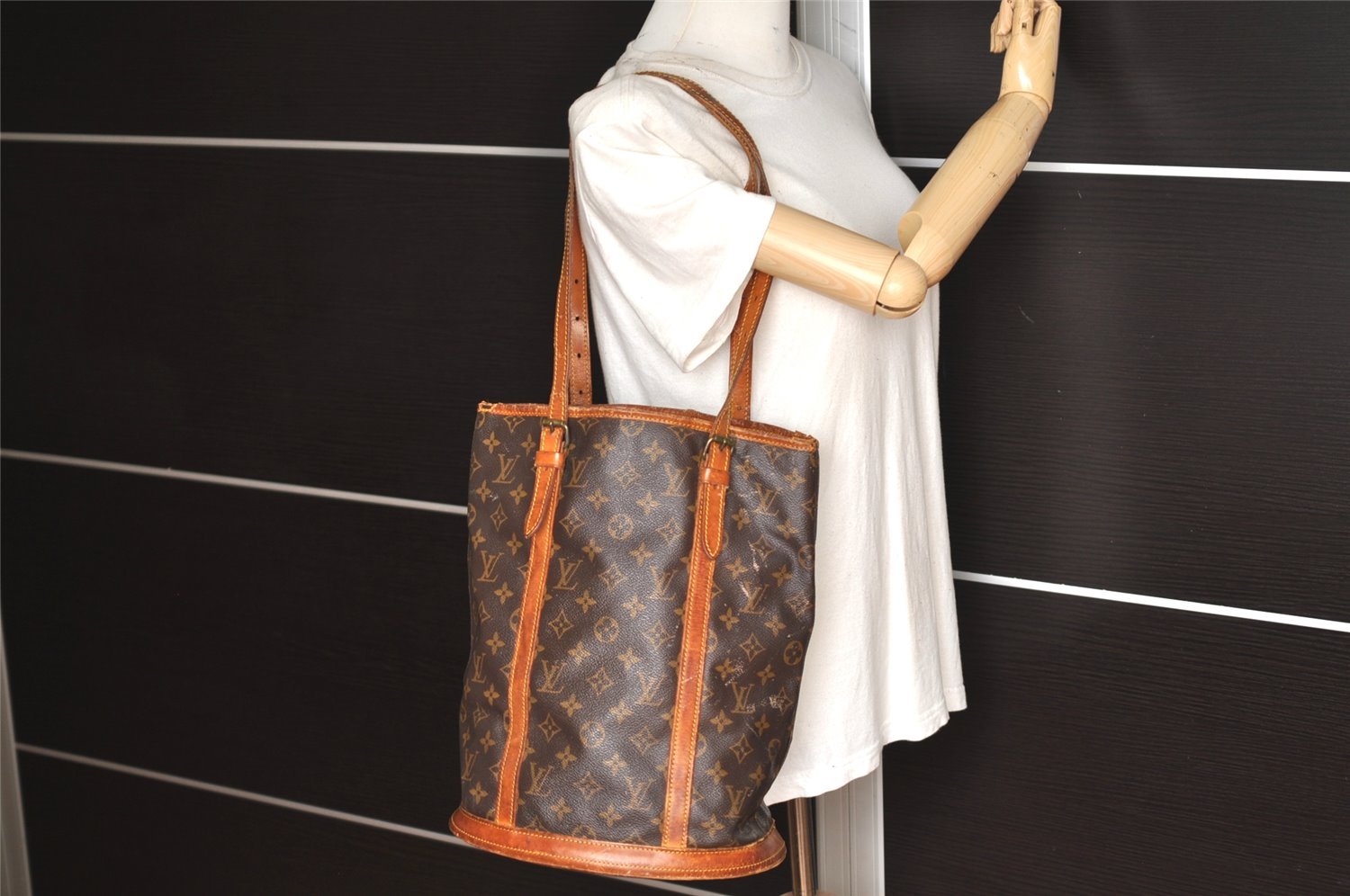 Authentic Louis Vuitton Monogram Bucket GM Shoulder Tote Bag M42236 Junk 3296K