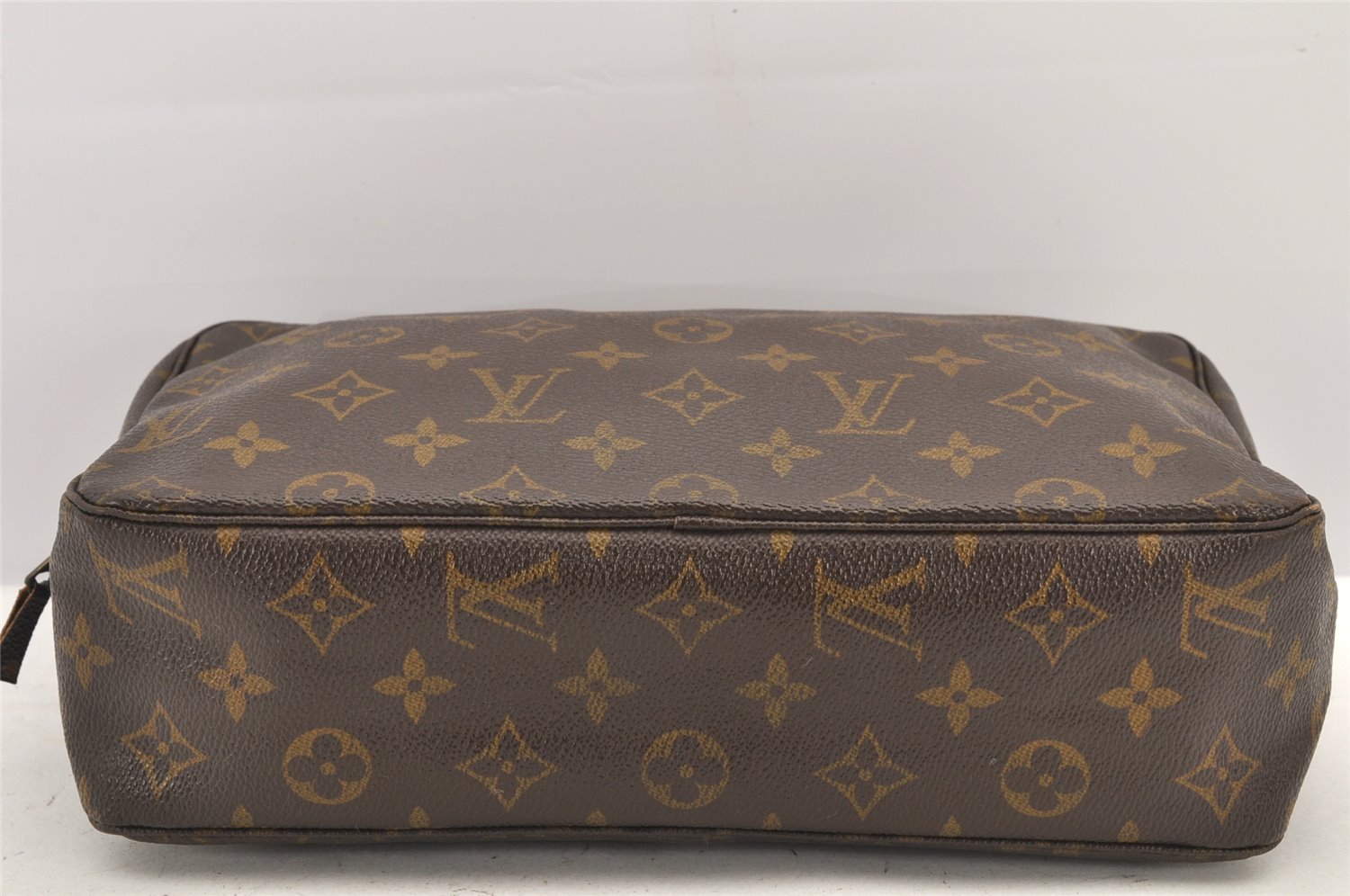 Auth Louis Vuitton Monogram Trousse Toilette 28 Clutch Hand Bag Old Model 3299K