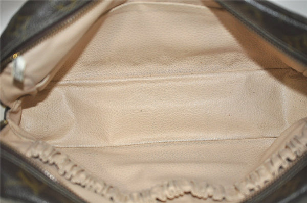 Auth Louis Vuitton Monogram Trousse Toilette 28 Clutch Hand Bag Old Model 3299K