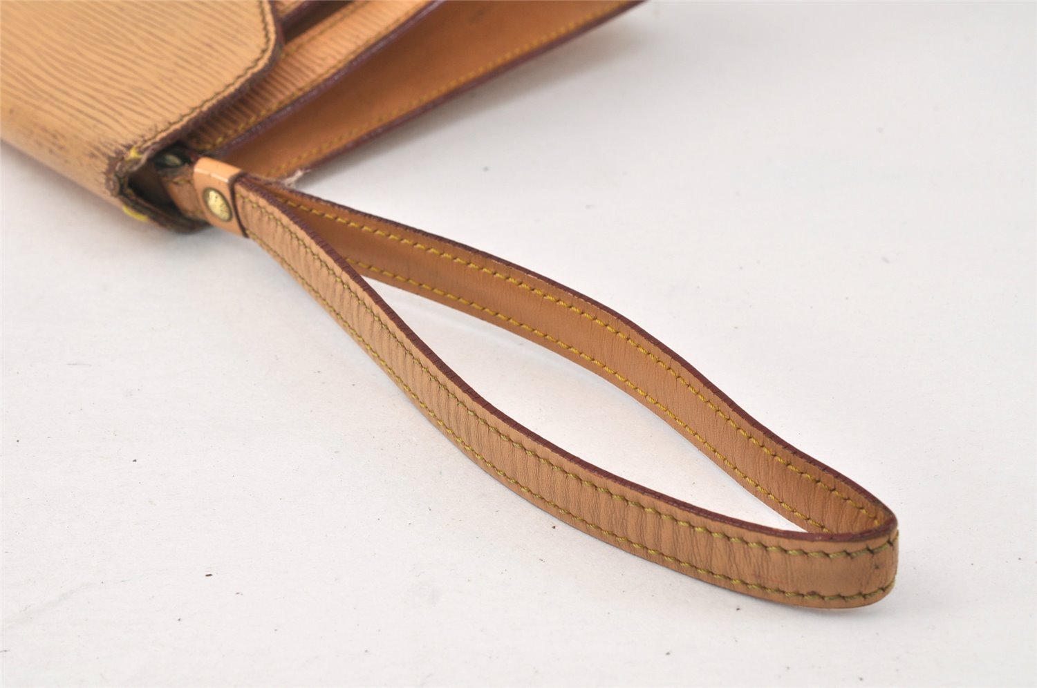 Authentic Louis Vuitton Epi Sellier Dragonne Clutch Bag Beige M52616 LV 3300K