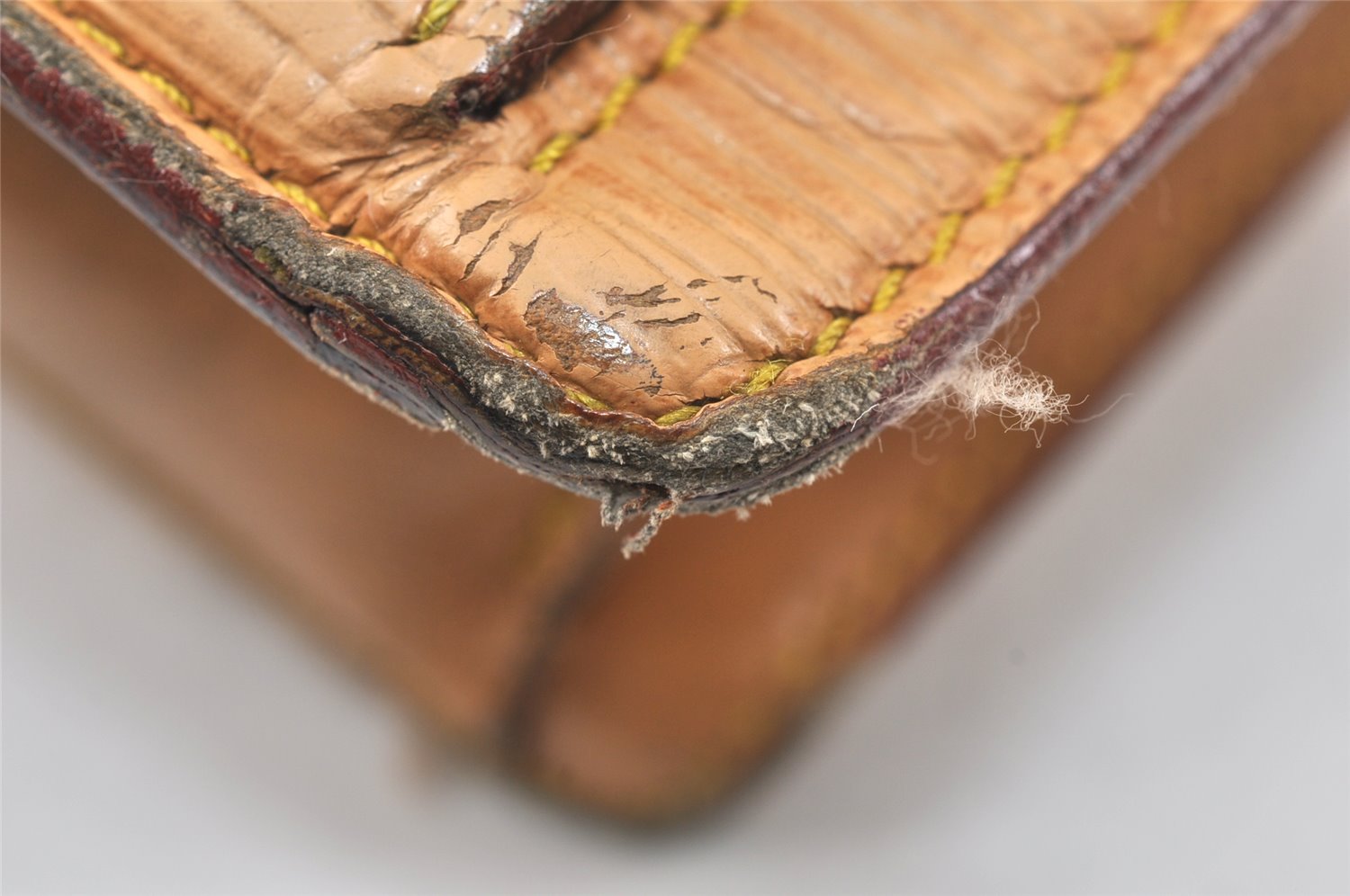 Authentic Louis Vuitton Epi Sellier Dragonne Clutch Bag Beige M52616 LV 3300K