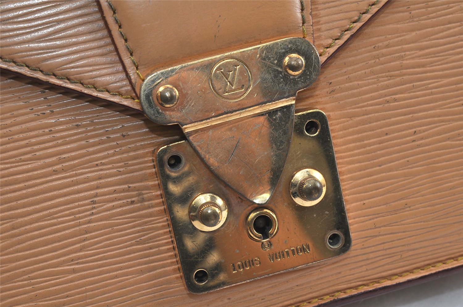 Authentic Louis Vuitton Epi Sellier Dragonne Clutch Bag Beige M52616 LV 3300K