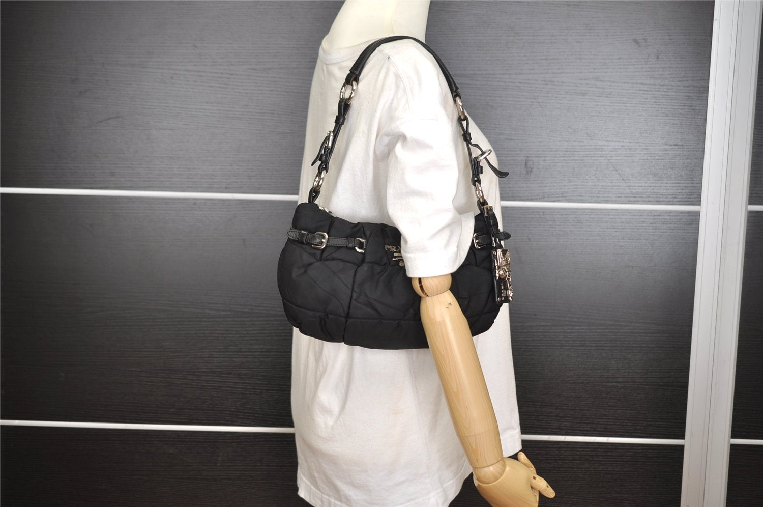 Authentic PRADA Crispy Nylon Ca Tessuto Leather Shoulder Bag BR3815 Black 3301I