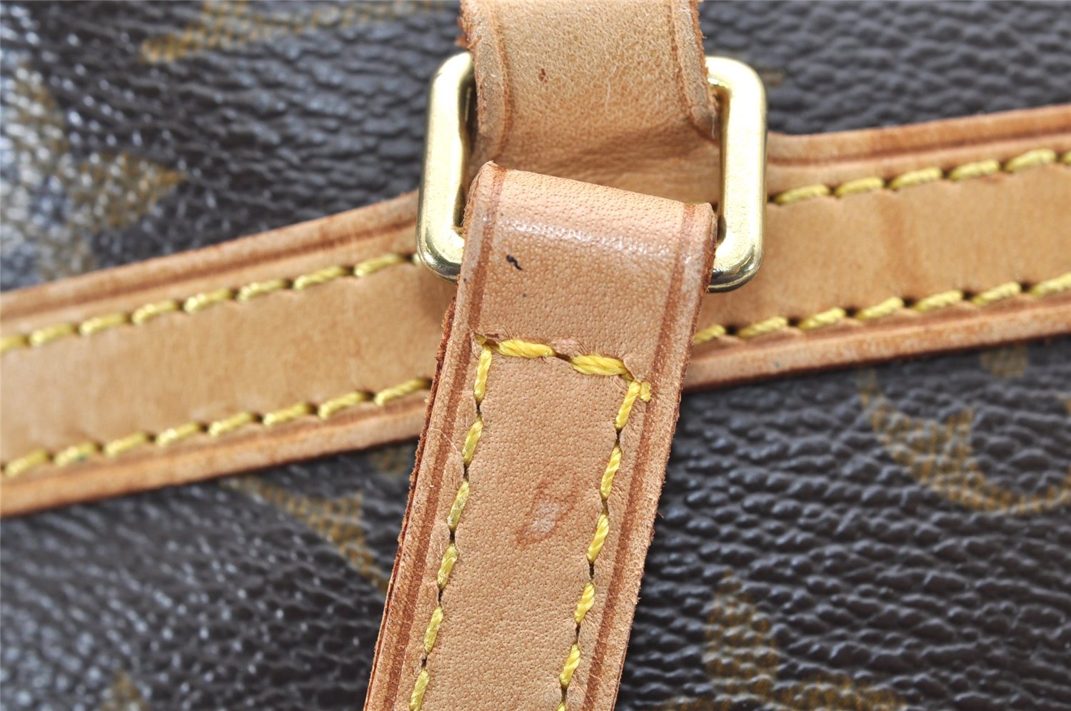 Authentic Louis Vuitton Monogram Coussin GM Shoulder Bag M51141 LV 3301K