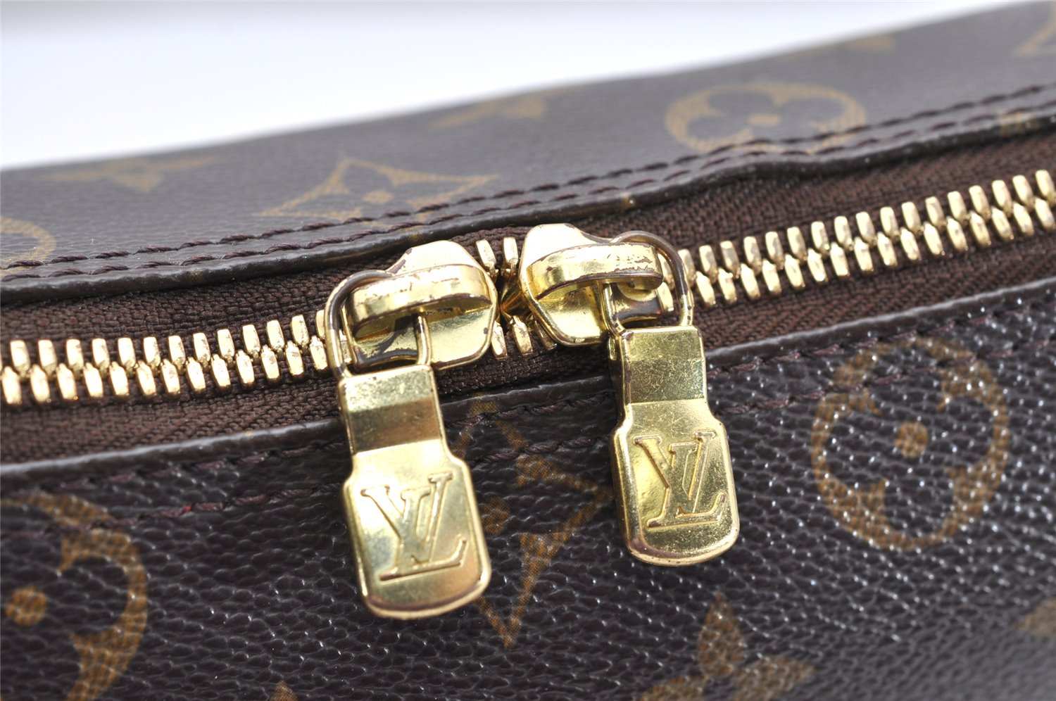 Authentic Louis Vuitton Monogram Coussin GM Shoulder Bag M51141 LV 3301K