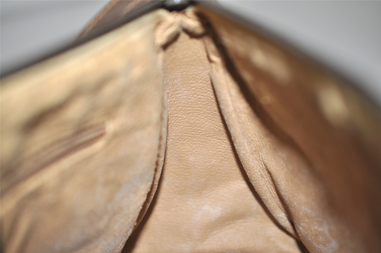 Authentic GUCCI Shoulder Cross Body Bag Purse GG PVC Leather Brown Junk 3305J