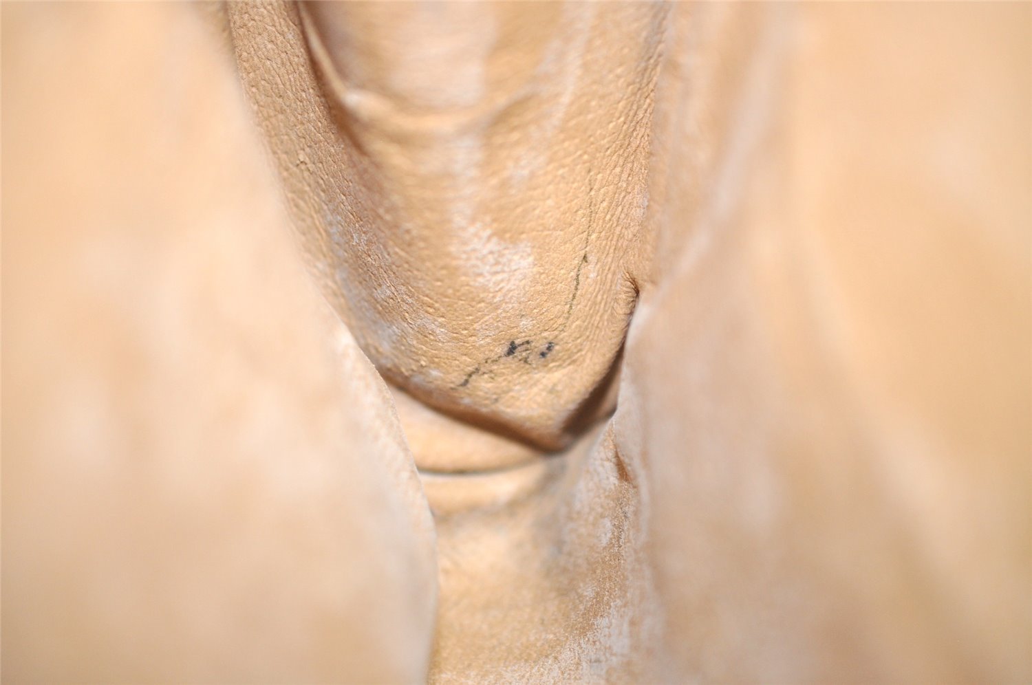 Authentic GUCCI Micro GG PVC Leather Shoulder Cross Body Bag Brown Junk 3306J