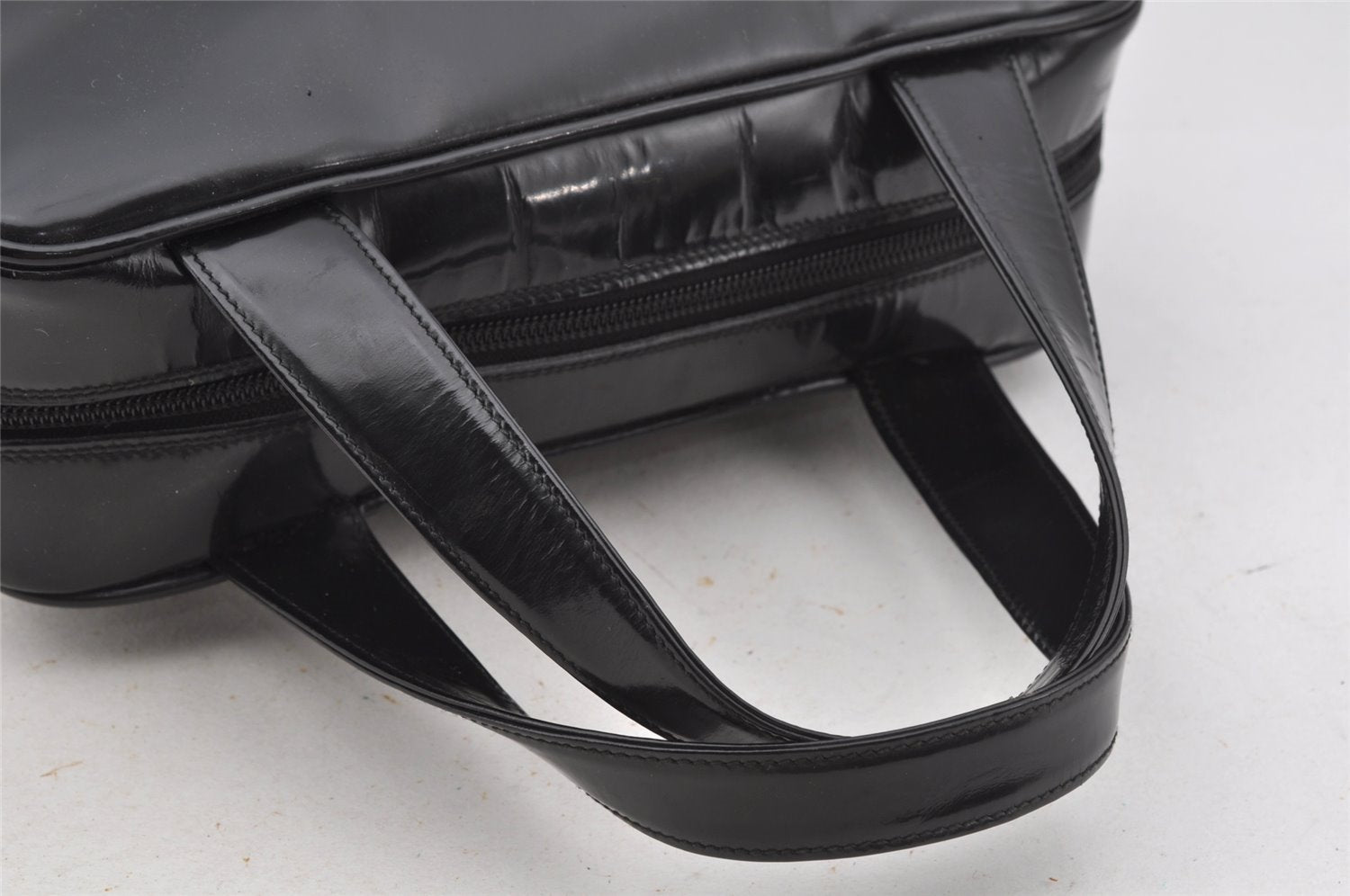 Authentic GUCCI Vintage 2Way Shoulder Hand Bag Purse Enamel Black Junk 3308J