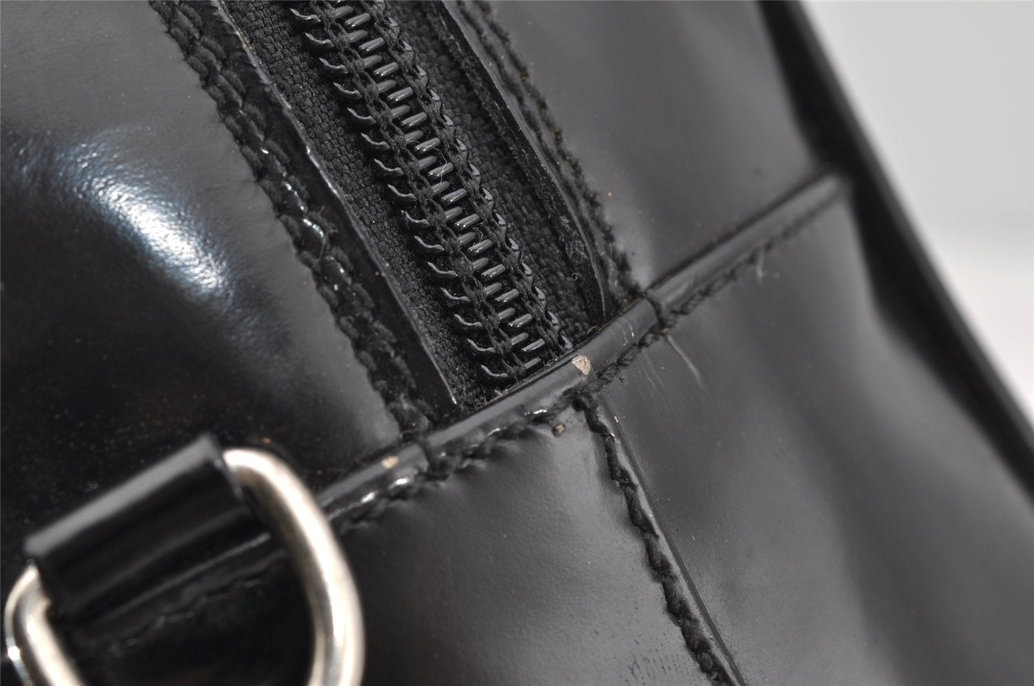 Authentic GUCCI Vintage 2Way Shoulder Hand Bag Purse Enamel Black Junk 3308J