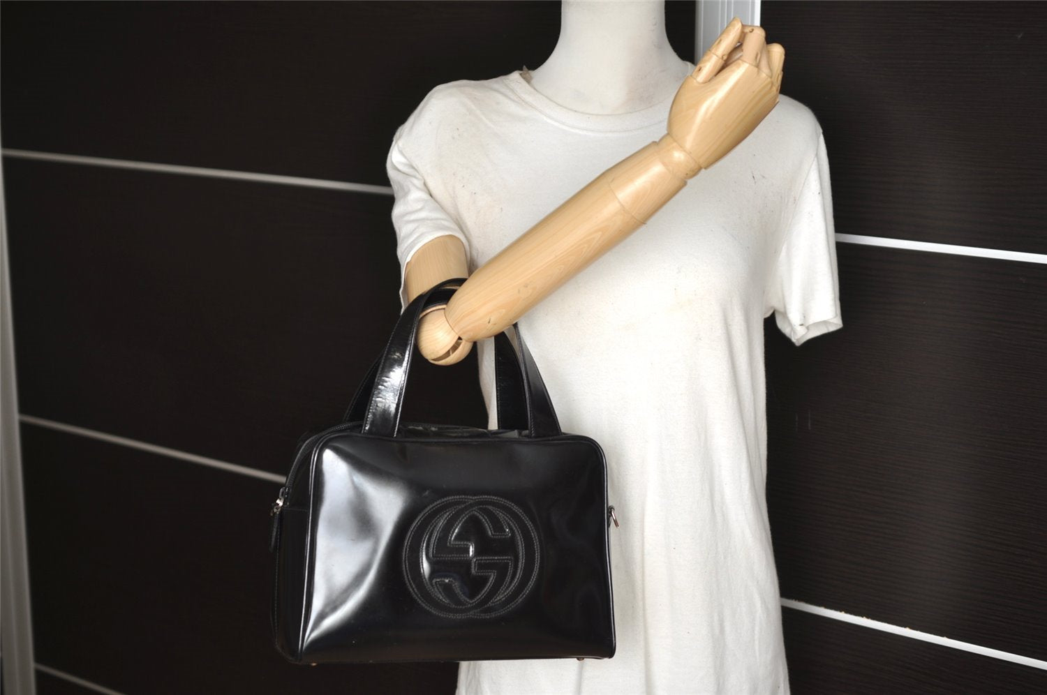 Authentic GUCCI Vintage 2Way Shoulder Hand Bag Purse Enamel Black Junk 3308J