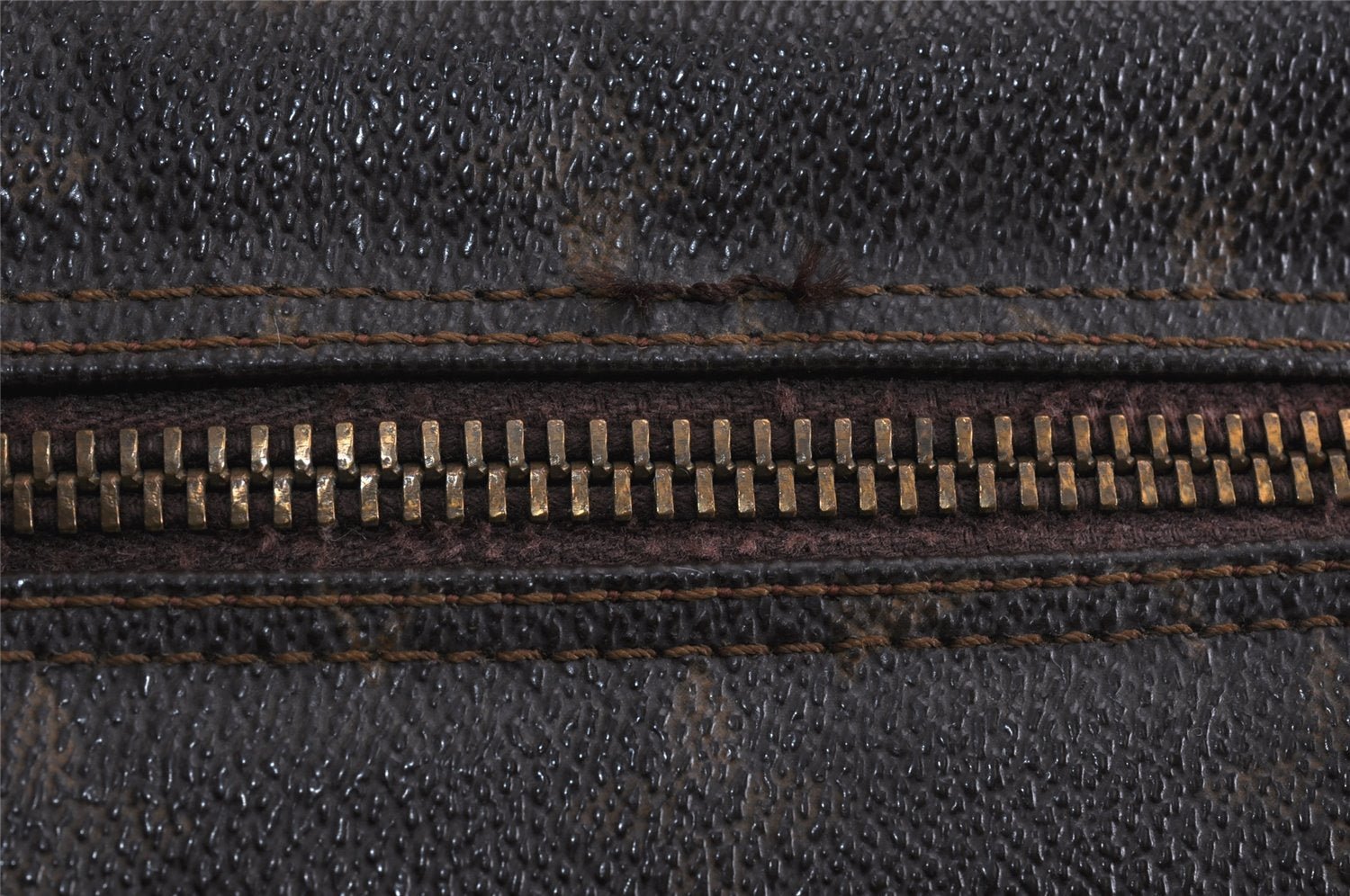 Authentic Louis Vuitton Monogram Trousse Toilette 28 Clutch Bag M47522 LV 3308K