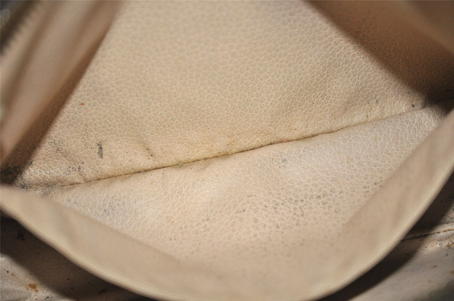 Auth Louis Vuitton Monogram Trousse Toilette 23 Clutch Hand Bag M47524 LV 3310K