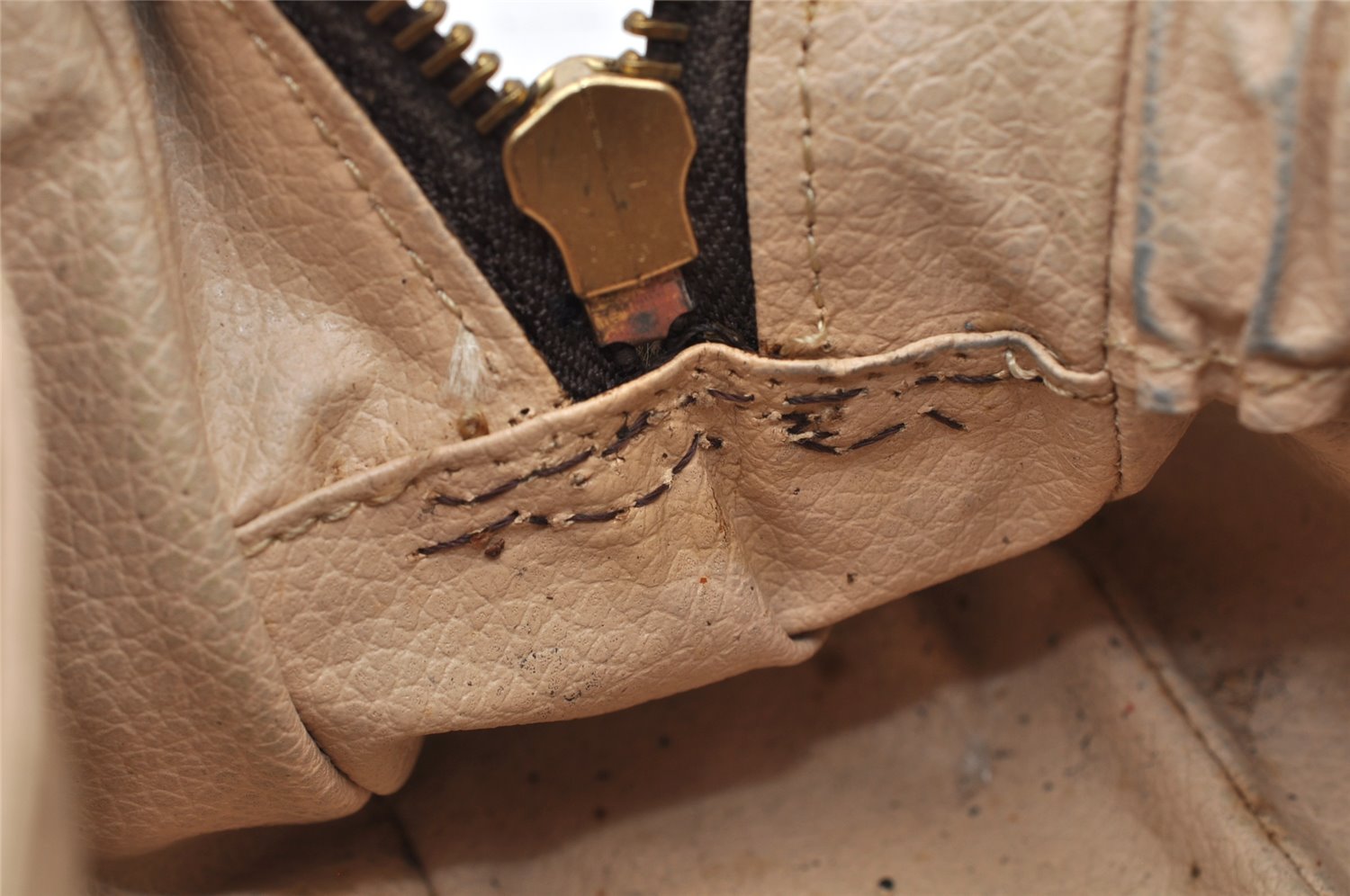 Auth Louis Vuitton Monogram Trousse Toilette 23 Clutch Hand Bag M47524 LV 3310K