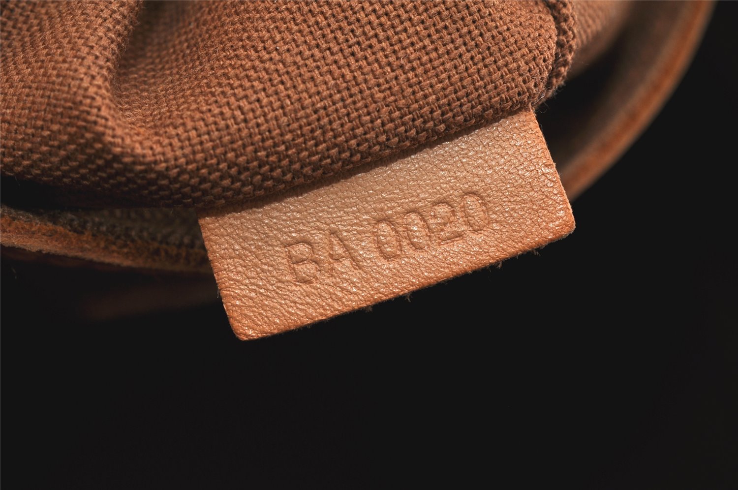 Authentic Louis Vuitton Monogram Alma Hand Bag Purse M51130 LV 3311K