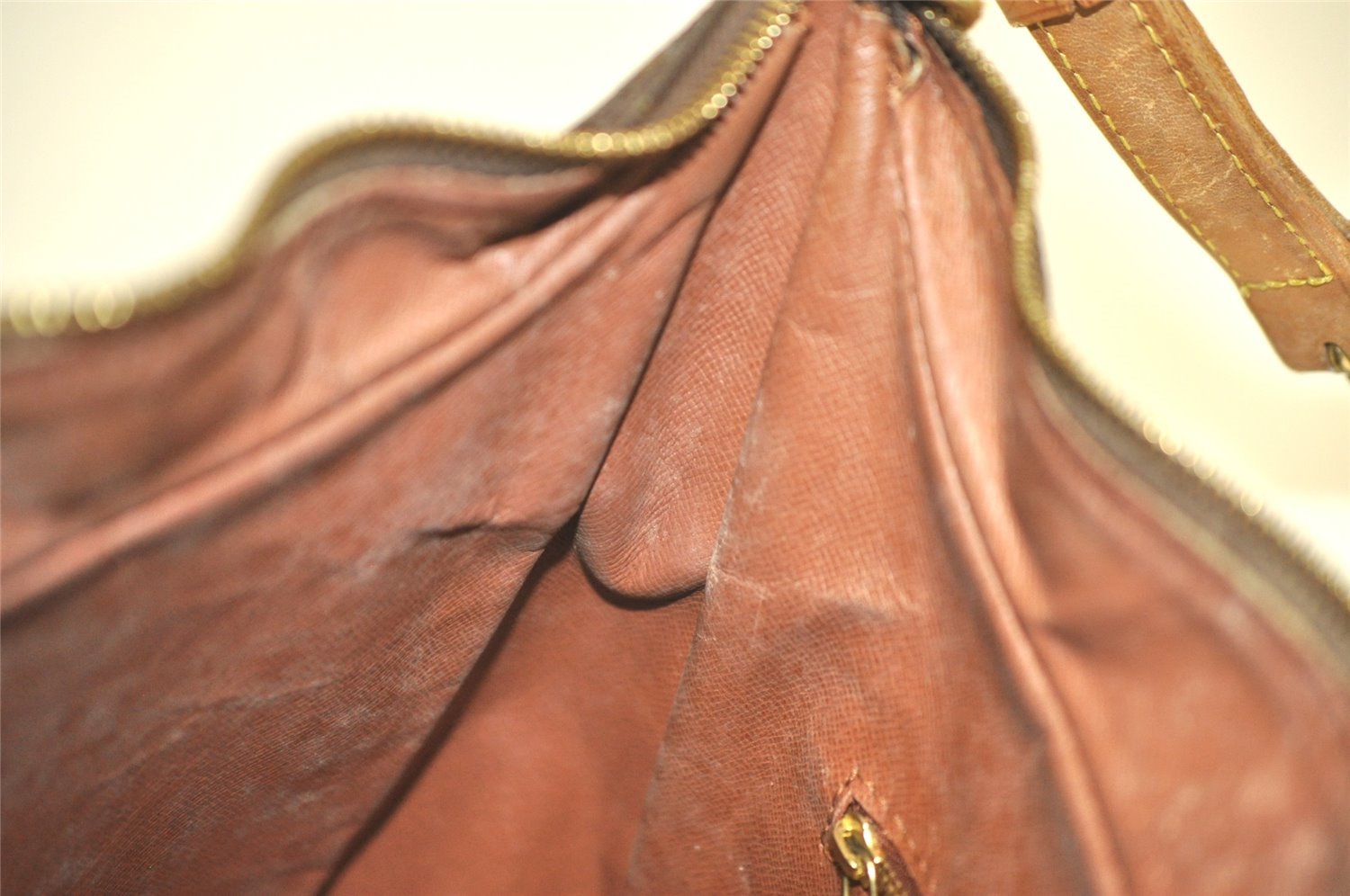 Authentic Louis Vuitton Monogram Boulogne 30 Shoulder Cross Bag M52165 LV 3312K