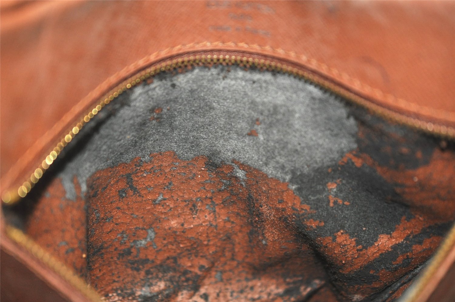 Authentic Louis Vuitton Monogram Boulogne 30 Shoulder Cross Bag M52165 LV 3312K