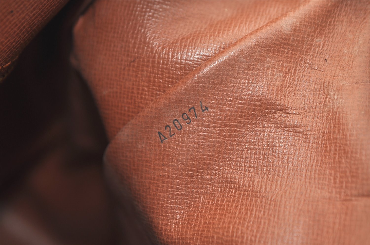 Authentic Louis Vuitton Monogram Boulogne 30 Shoulder Cross Bag M52165 LV 3312K