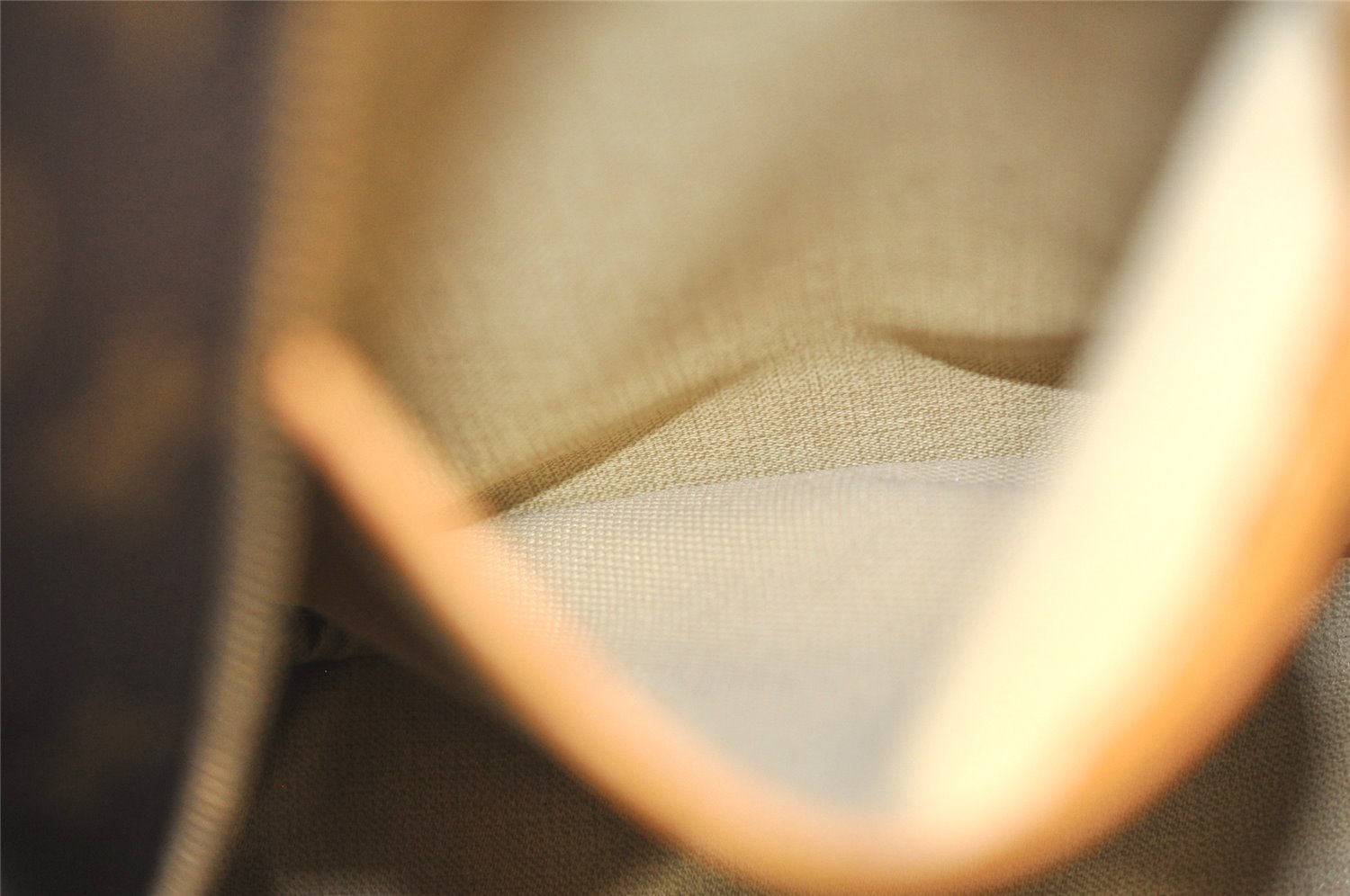 Authentic Louis Vuitton Monogram Deauville Hand Bag M47270 LV 3313I