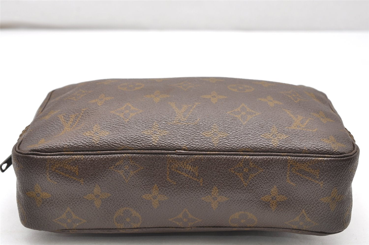 Auth Louis Vuitton Monogram Trousse Toilette 23 Clutch Hand Bag Old Model 3314K