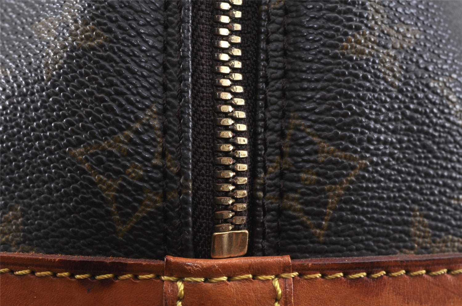 Authentic Louis Vuitton Monogram Alma Hand Bag Purse M51130 LV 3317K