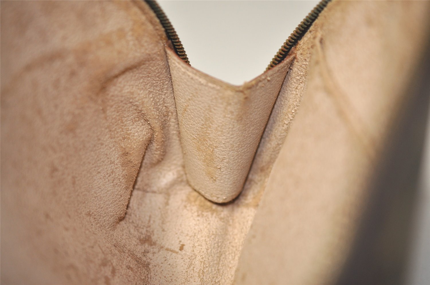 Auth Louis Vuitton Monogram Trousse Demi Ronde 23 Pouch M47520 LV Junk 3320I