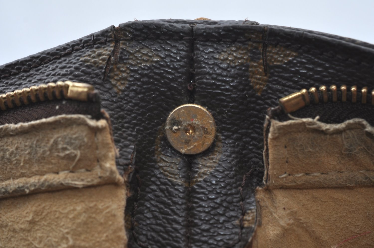 Authentic Louis Vuitton Monogram Looping GM Shoulder Bag M51145 LV 3322I