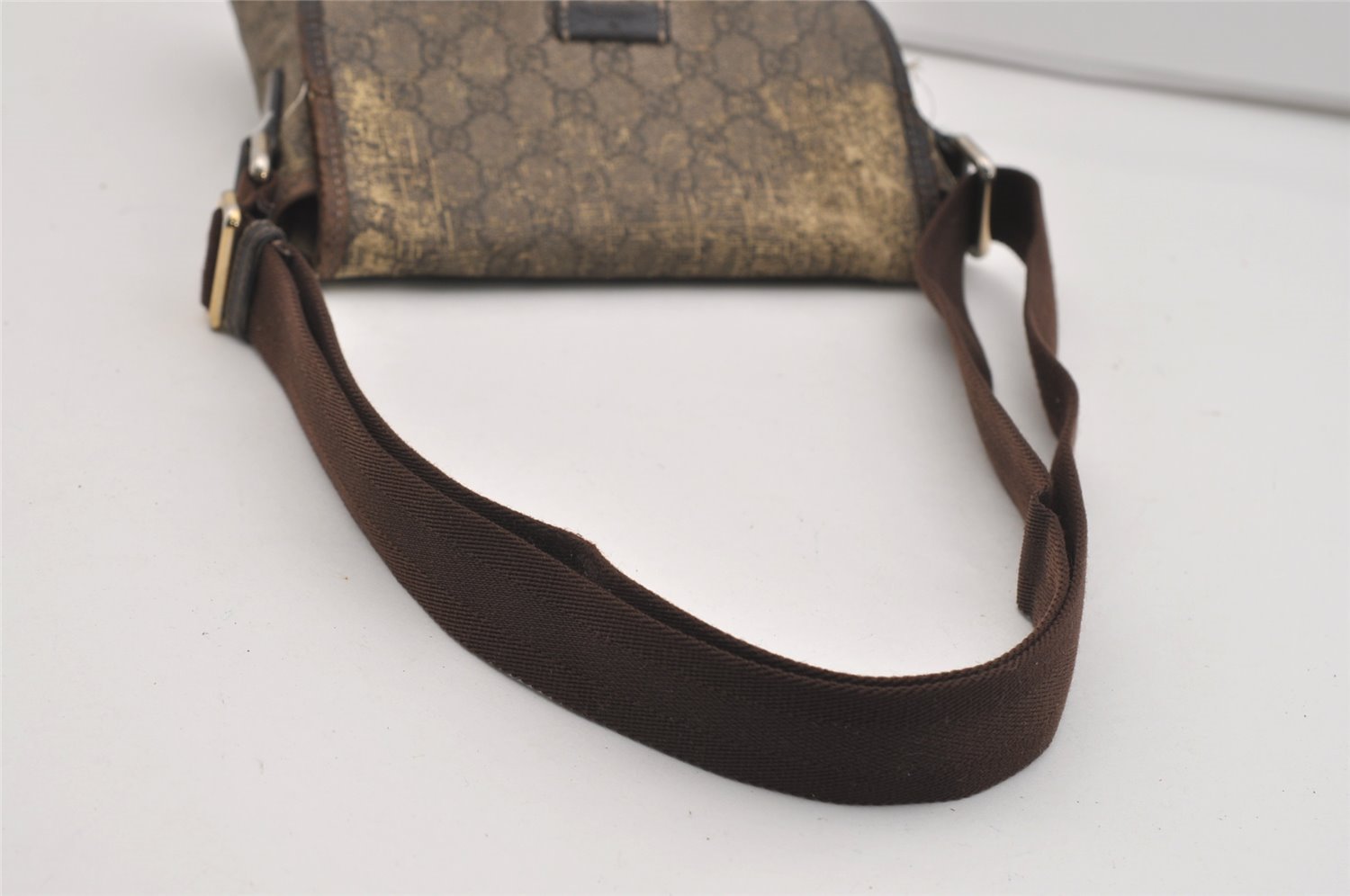 Authentic GUCCI Shoulder Cross Body Bag Purse GG PVC Leather 223666 Brown 3323J