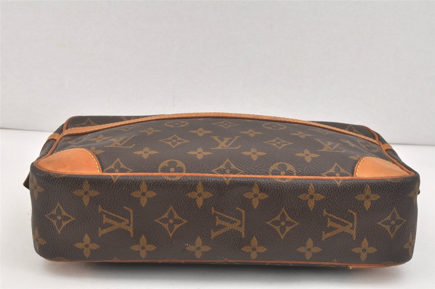 Authentic Louis Vuitton Monogram Compiegne 28 Clutch Hand Bag M51845 LV 3323K