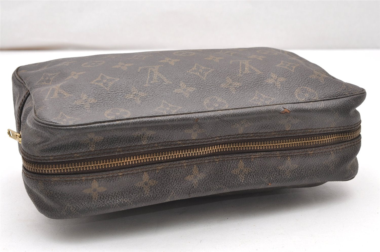 Auth Louis Vuitton Monogram Trousse Toilette 28 Clutch Hand Bag M47522 LV 3324K