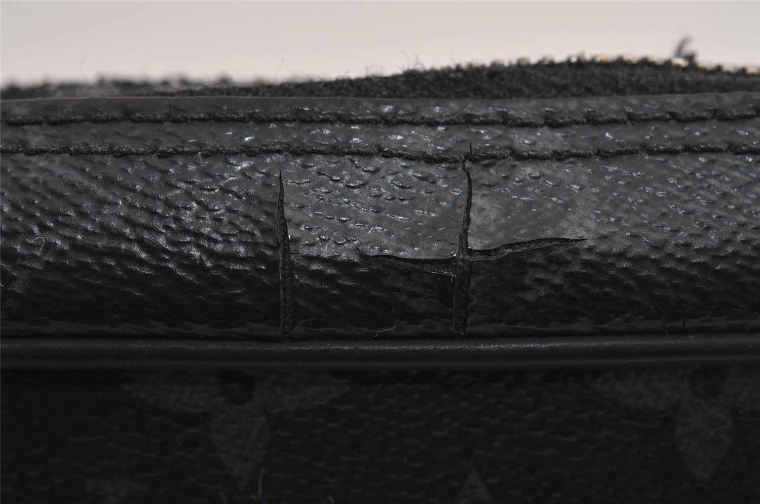 Auth Louis Vuitton Monogram Eclipse Trousse Toilette PM Clutch Bag Junk 3330J