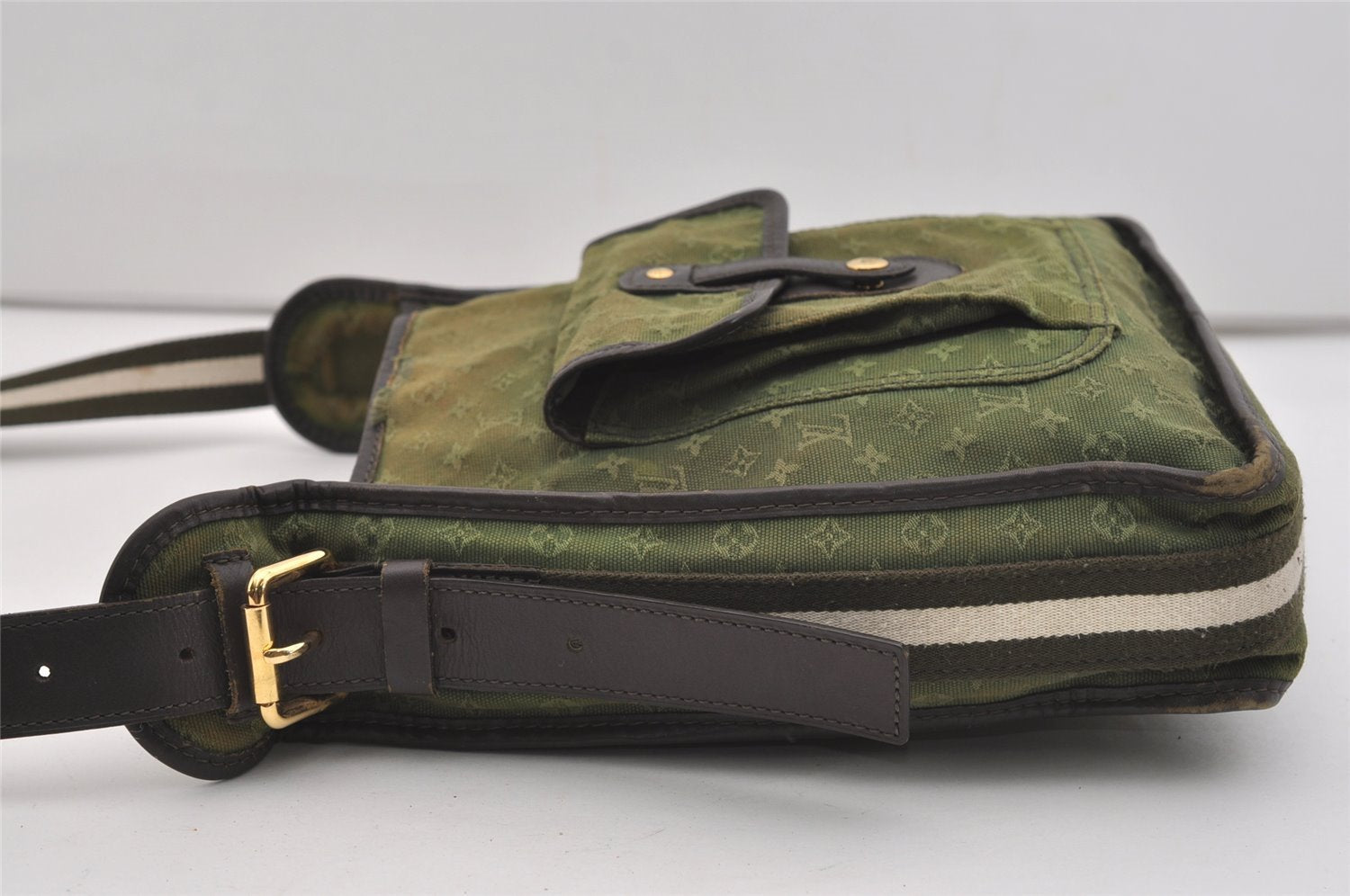 Authentic Louis Vuitton Monogram Mini Besace Mary Kate Shoulder Bag Green 3332J