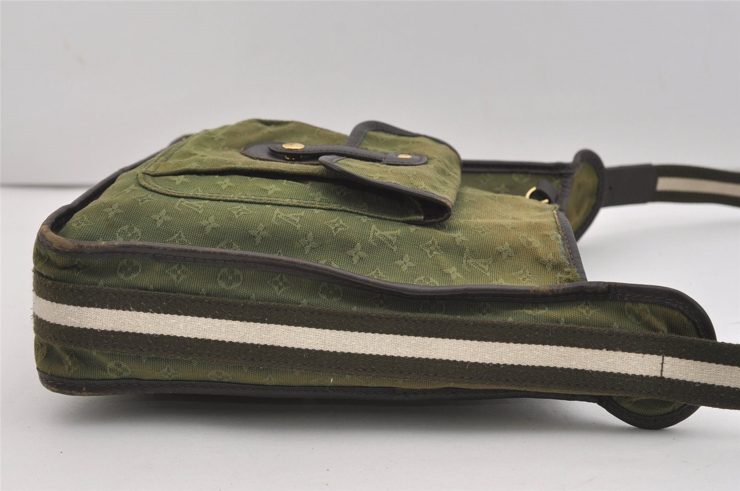 Authentic Louis Vuitton Monogram Mini Besace Mary Kate Shoulder Bag Green 3332J