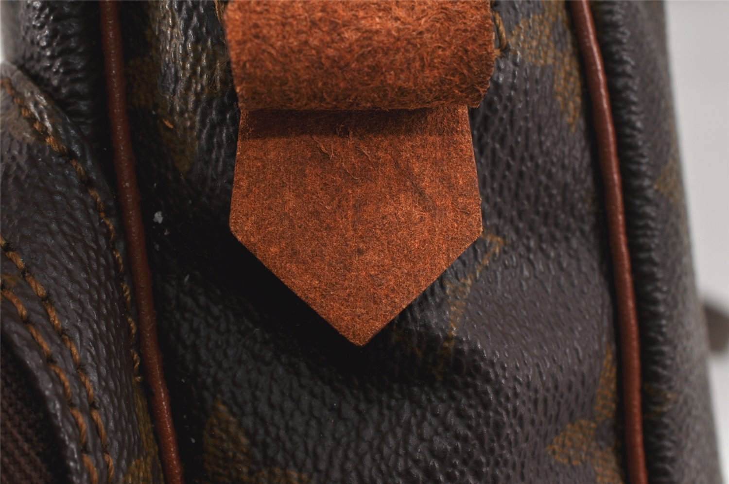 Authentic Louis Vuitton Monogram Amazone Shoulder Cross Body Bag Old Model 3333K