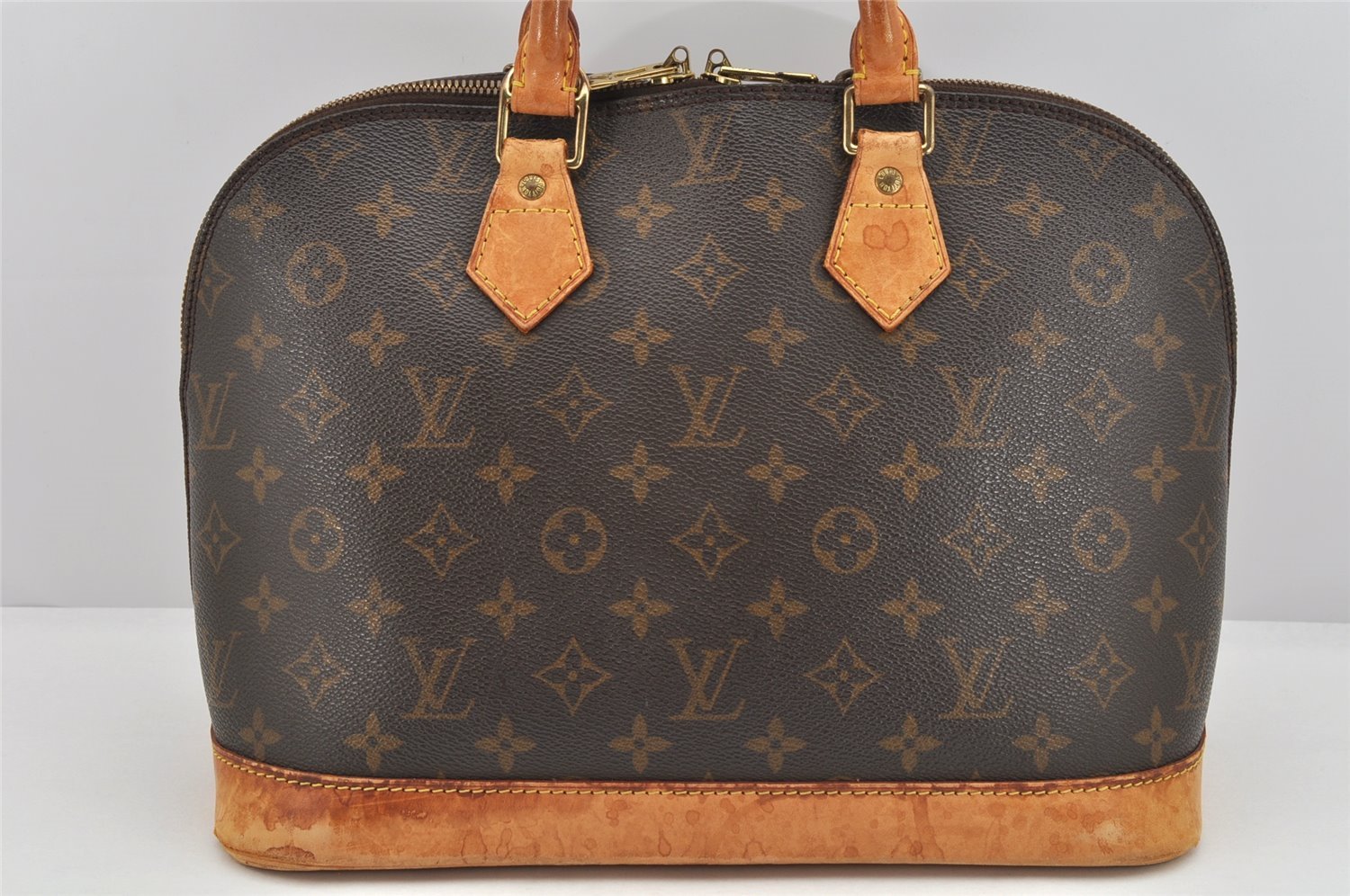 Authentic Louis Vuitton Monogram Alma Hand Bag Purse M51130 LV 3339K