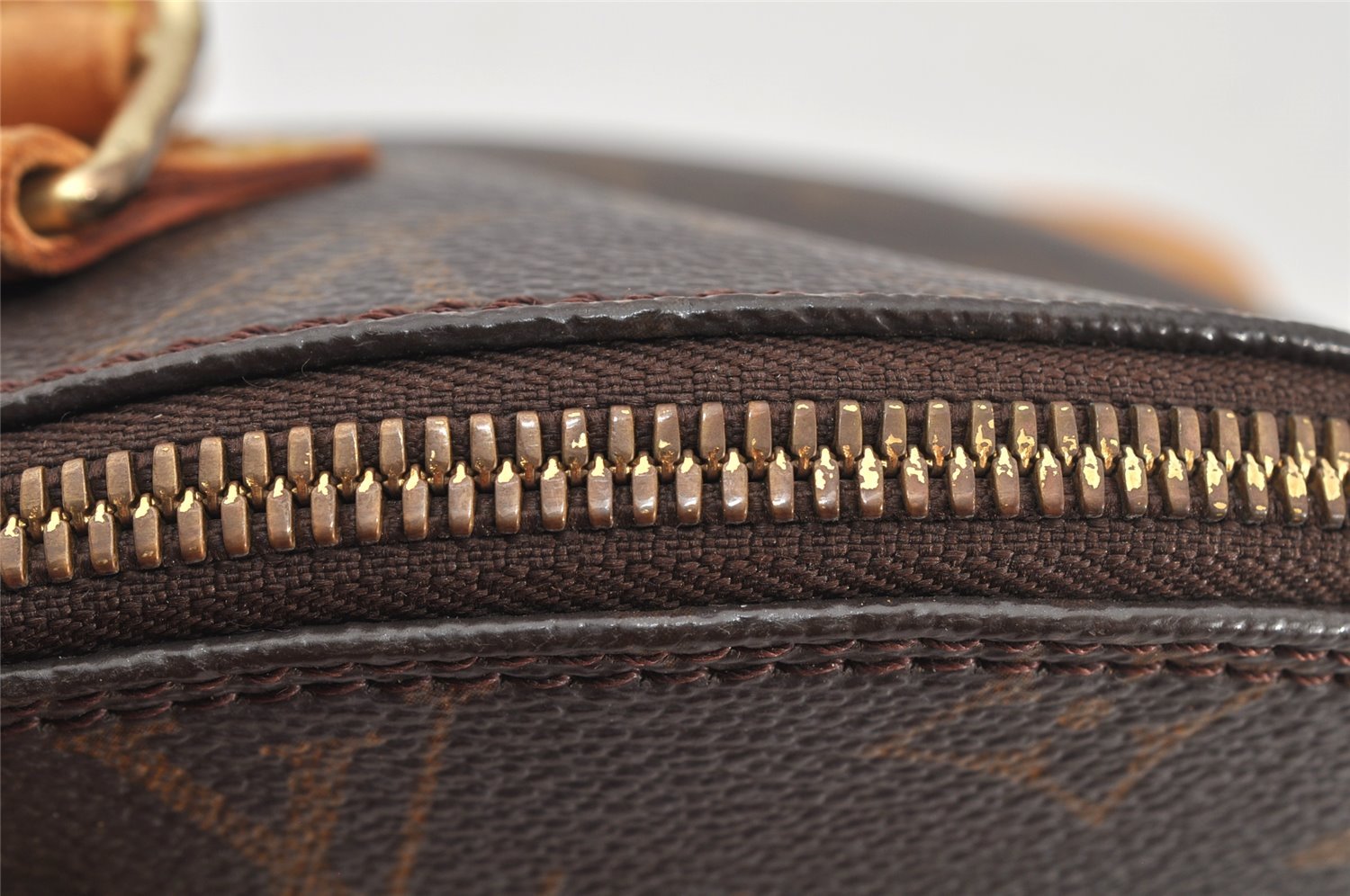 Authentic Louis Vuitton Monogram Alma Hand Bag Purse M51130 LV 3339K