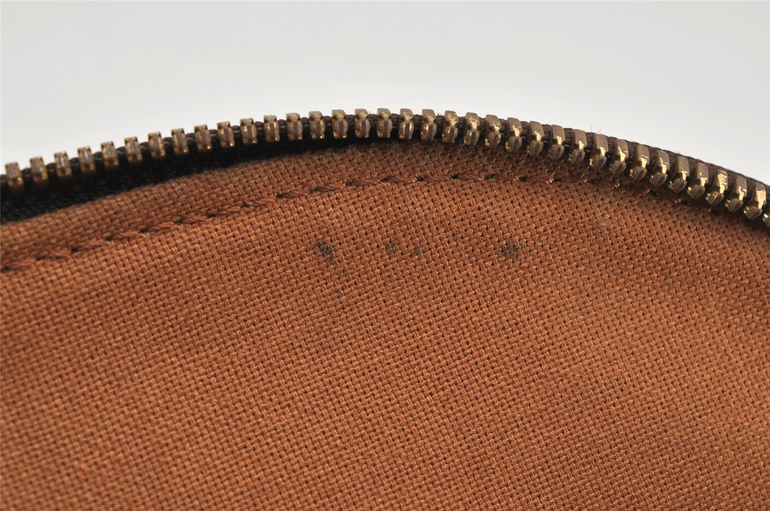 Authentic Louis Vuitton Monogram Alma Hand Bag Purse M51130 LV 3339K