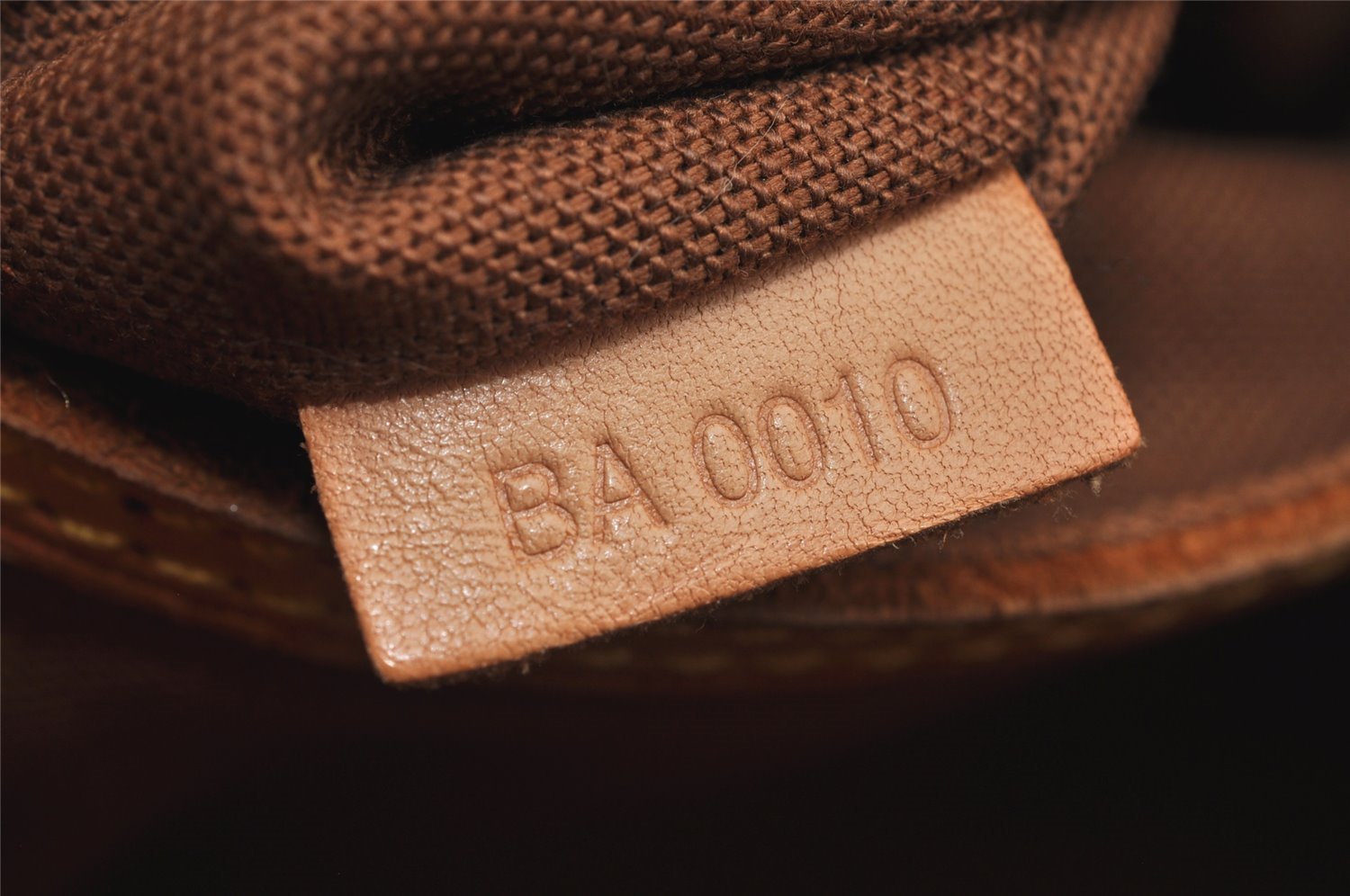 Authentic Louis Vuitton Monogram Alma Hand Bag Purse M51130 LV 3339K