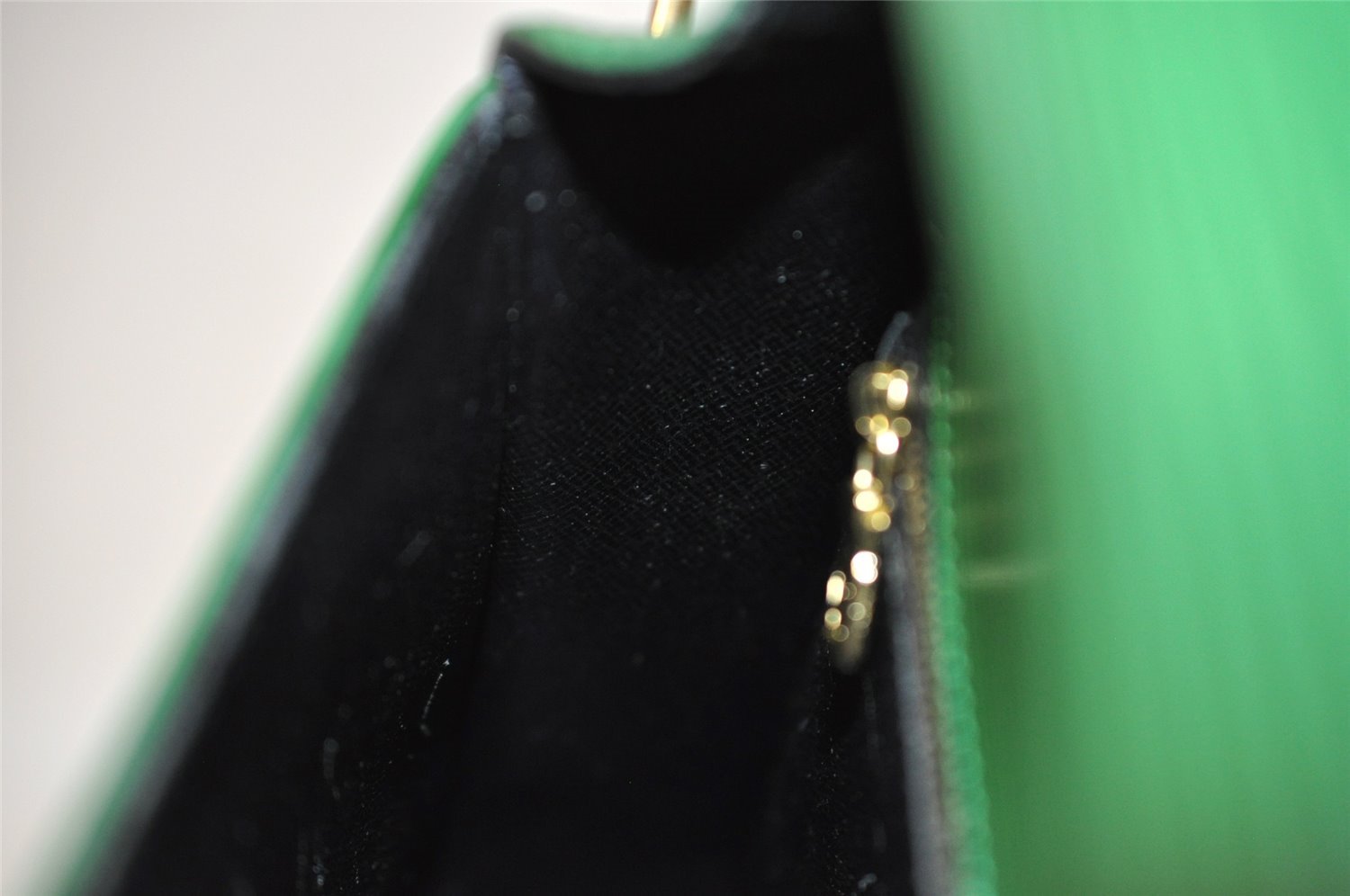 Auth Louis Vuitton Epi Saint Cloud GM Shoulder Cross Bag Green M52194 LV 3340I