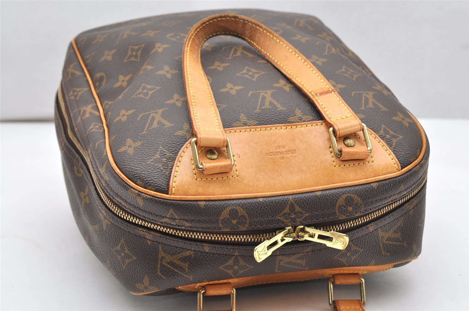 Authentic Louis Vuitton Monogram Excursion Hand Bag M41450 LV 3343K