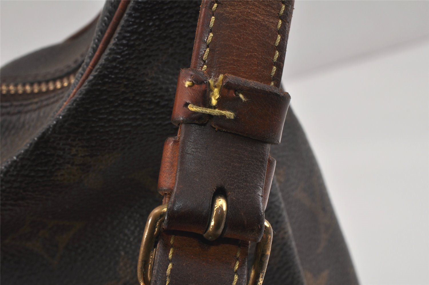 Authentic Louis Vuitton Monogram Boulogne 30 Shoulder Cross Bag M52165 LV 3344K