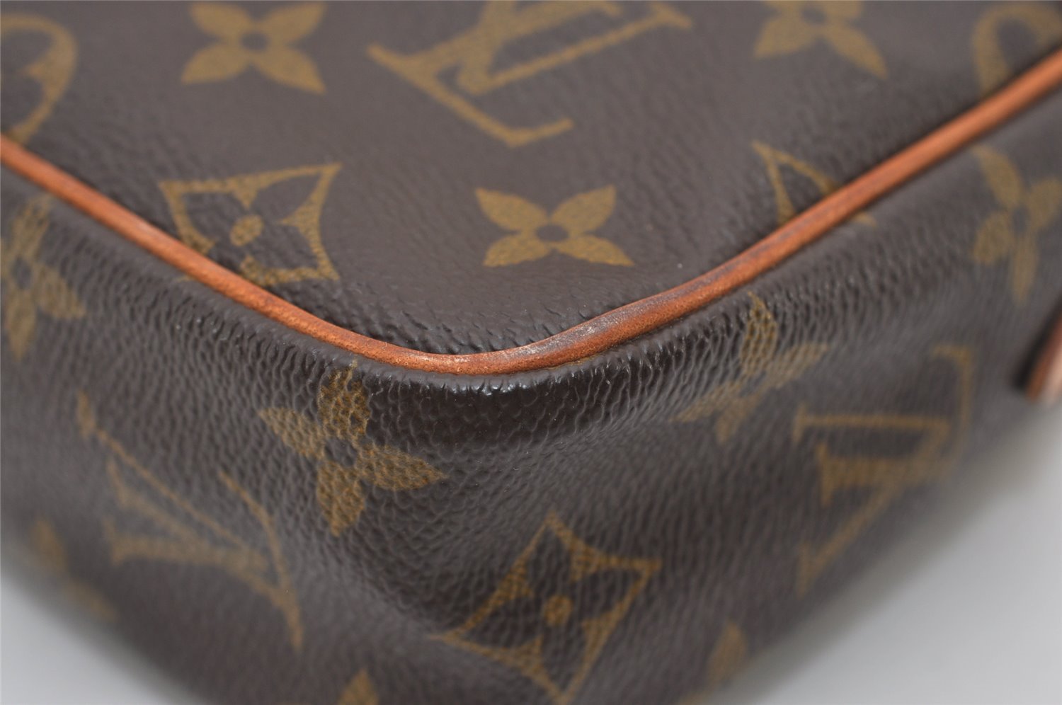 Authentic Louis Vuitton Monogram Compiegne 23 Clutch Hand Bag M51847 LV 3345J