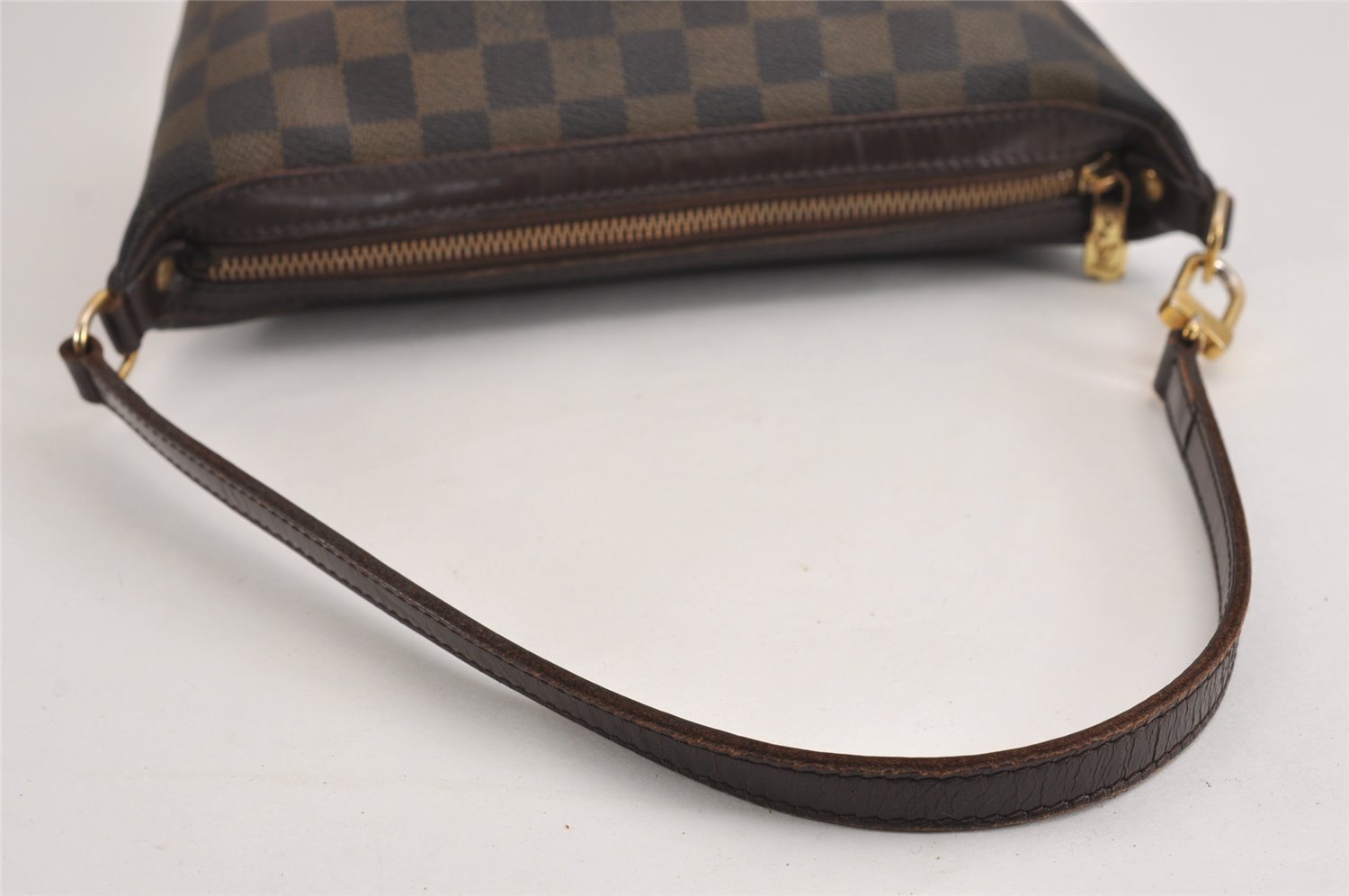 Authentic Louis Vuitton Damier Illovo PM Shoulder Hand Bag Purse N51996 LV 3346J