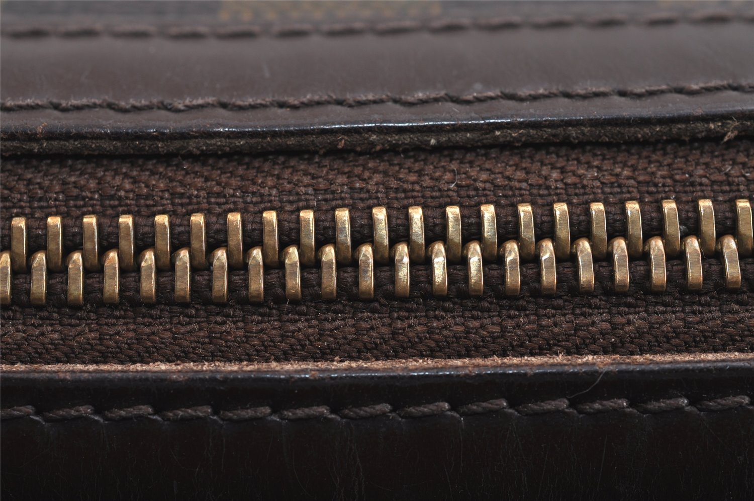 Authentic Louis Vuitton Damier Illovo PM Shoulder Hand Bag Purse N51996 LV 3346J