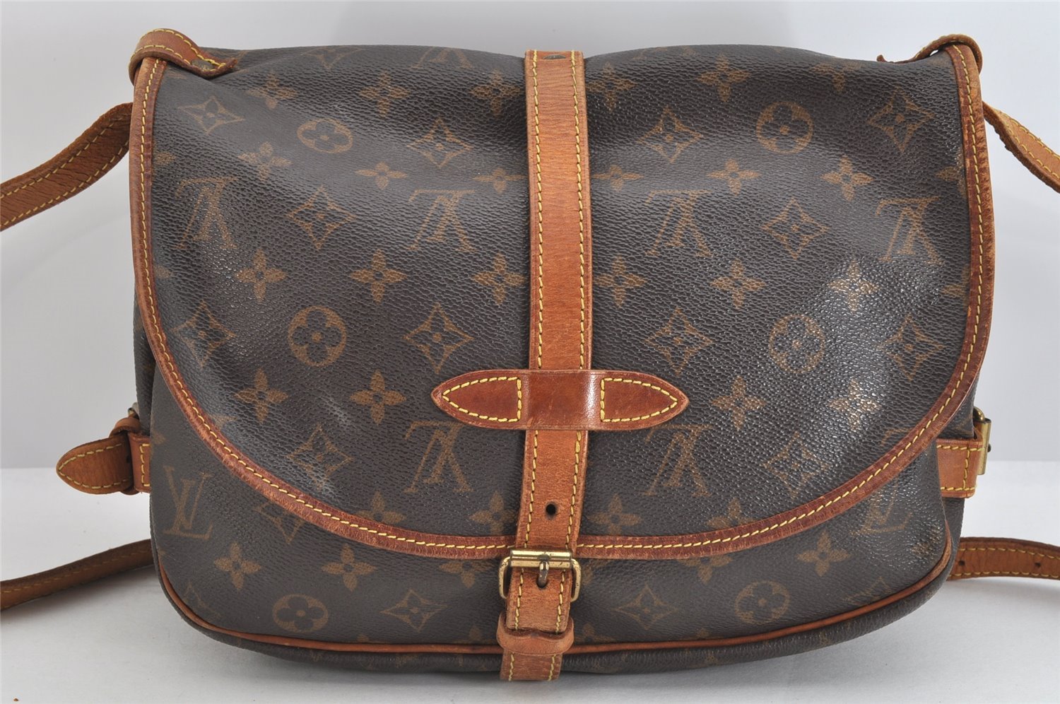 Authentic Louis Vuitton Monogram Saumur 30 Shoulder Cross Bag M42256 LV 3346K