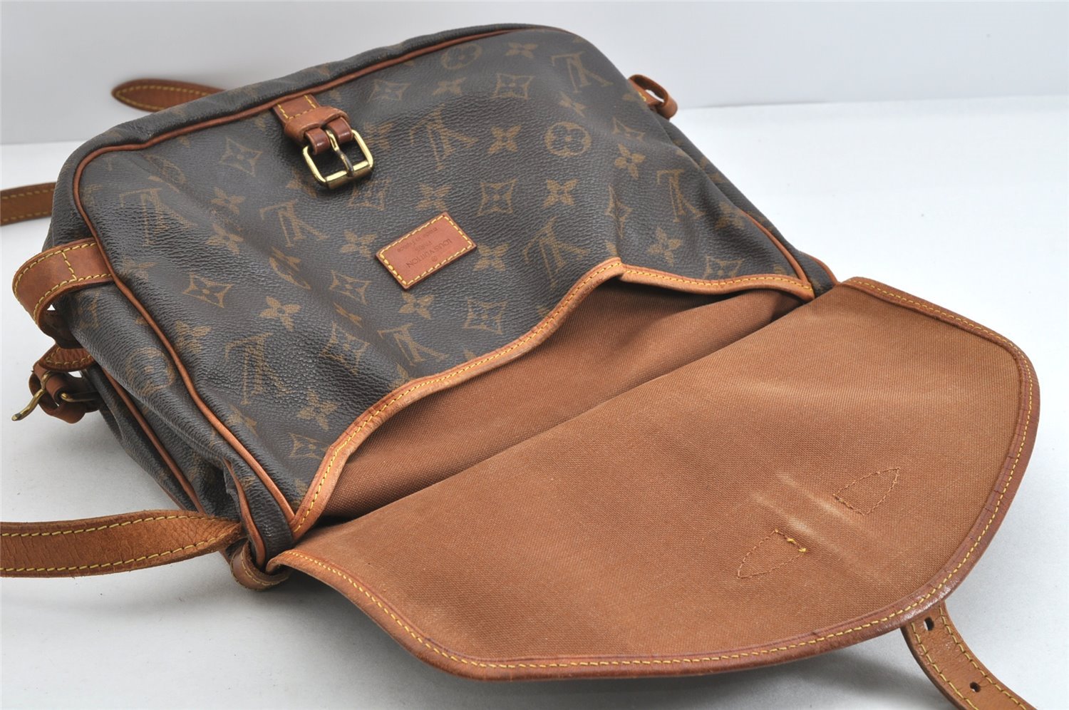 Authentic Louis Vuitton Monogram Saumur 30 Shoulder Cross Bag M42256 LV 3346K