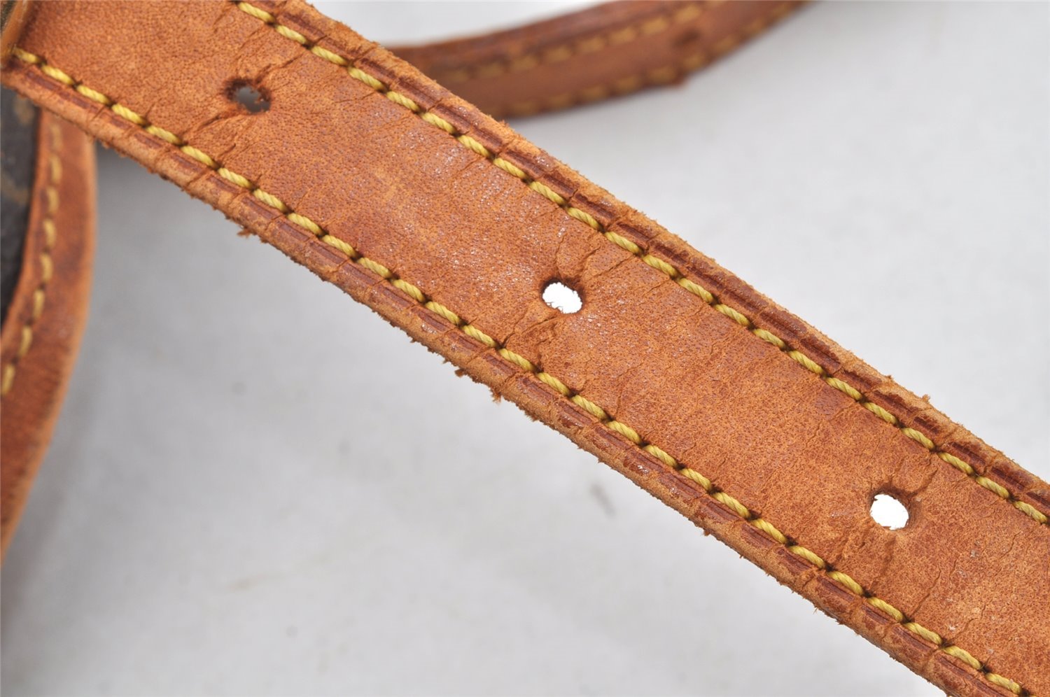 Authentic Louis Vuitton Monogram Bucket GM Shoulder Tote Bag M42236 Junk 3347K