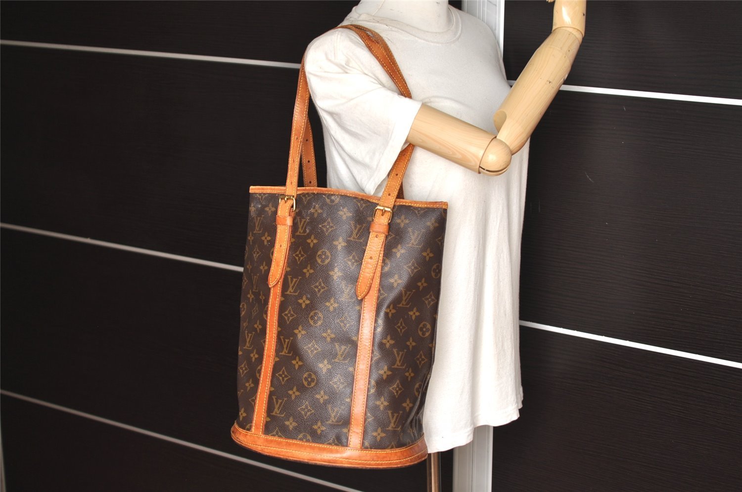 Authentic Louis Vuitton Monogram Bucket GM Shoulder Tote Bag M42236 Junk 3347K