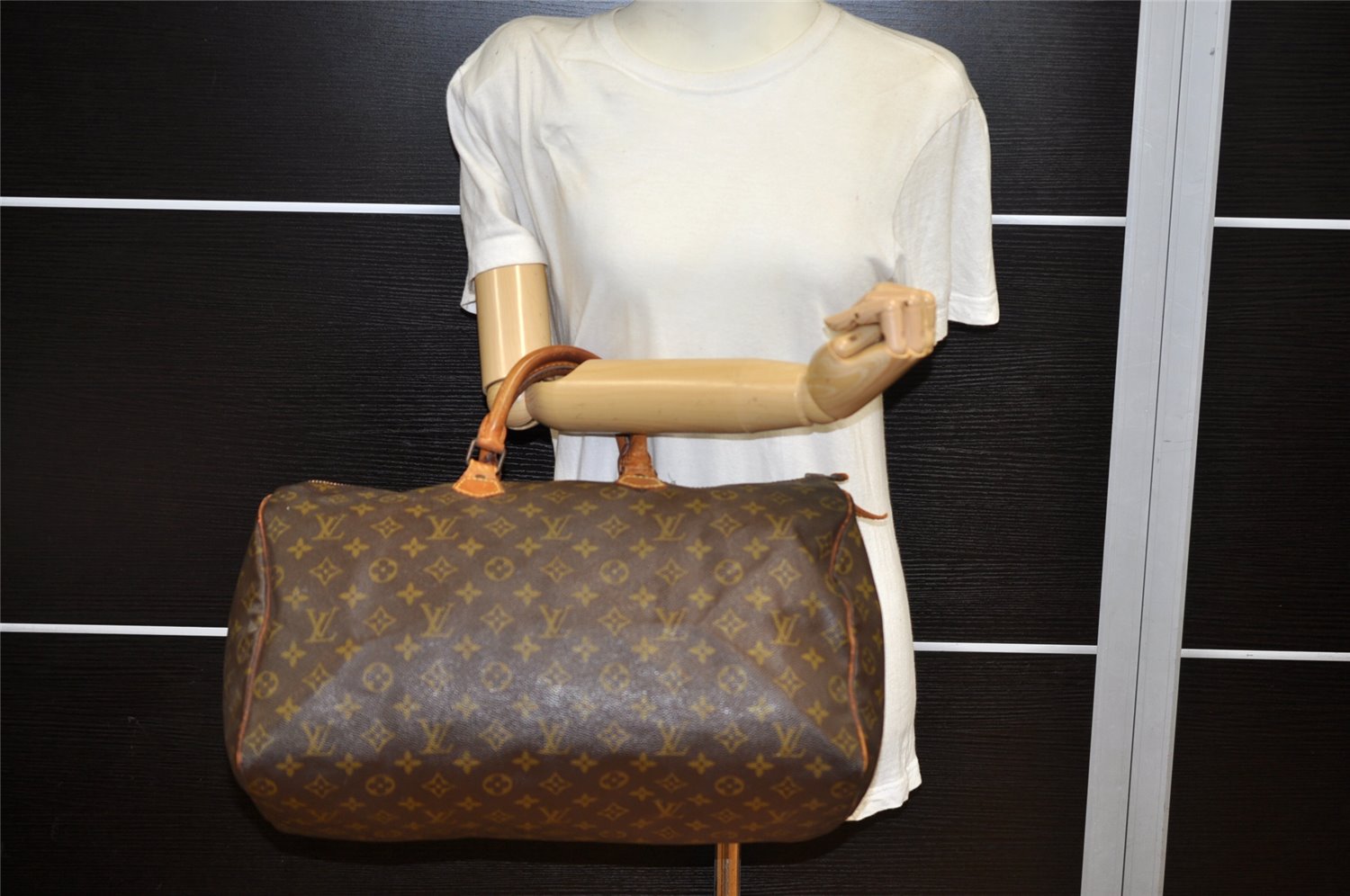 Authentic Louis Vuitton Monogram Speedy 40 Hand Boston Bag Old Model LV 3350K