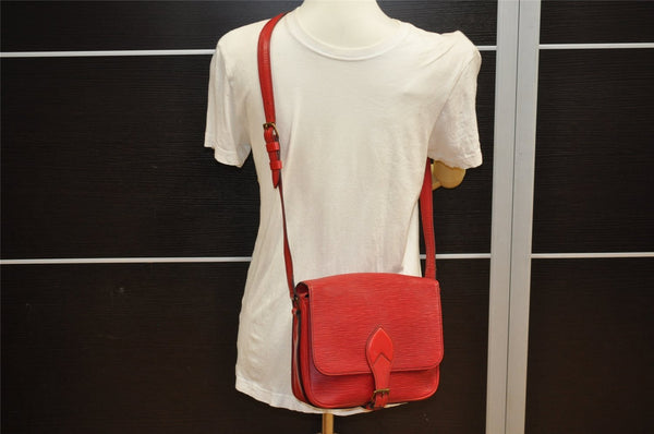 Authentic Louis Vuitton Epi Cartouchiere MM Shoulder Cross Bag M52247 Red 3353J
