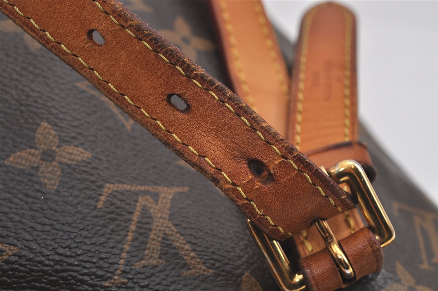 Authentic Louis Vuitton Monogram Tuileries M41207 Shoulder Tote Bag LV 3363J